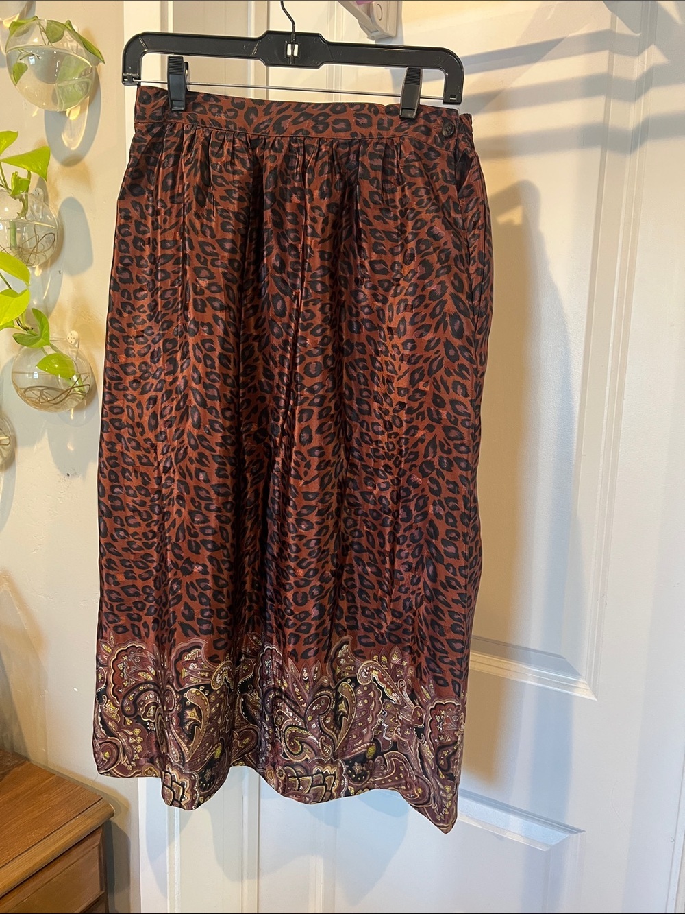 Vintage Brown Leopard-Print Midi Skirt with Paisley Hem